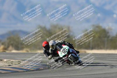 media/Dec-07-2025-CVMA (Sun) [[3e7d2de5dc]]/Race 12- Formula 40 MW and LW/